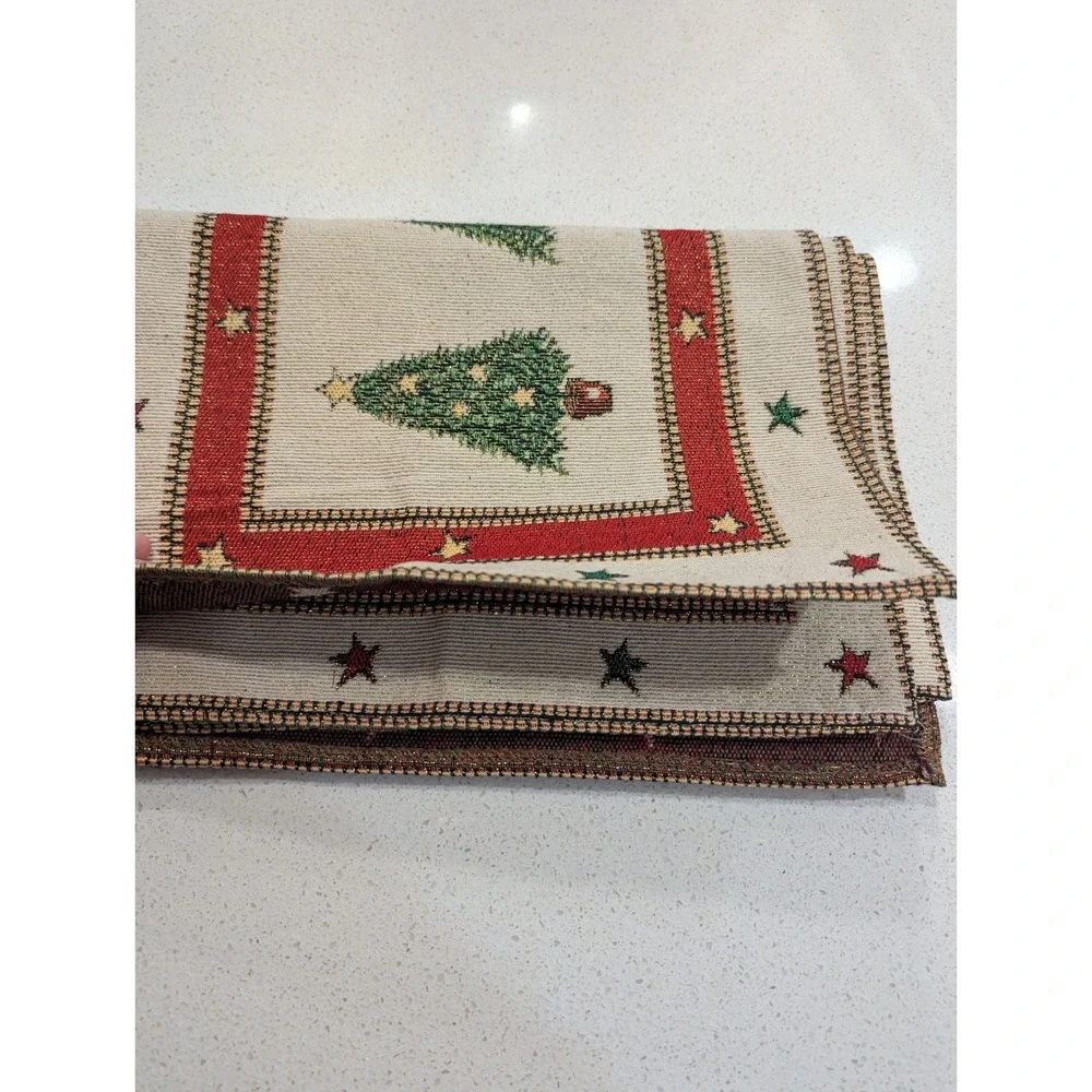 Holiday Style Tapestry Placemat Set Cream Christmas Tree 4-Piece 13x19 NEW